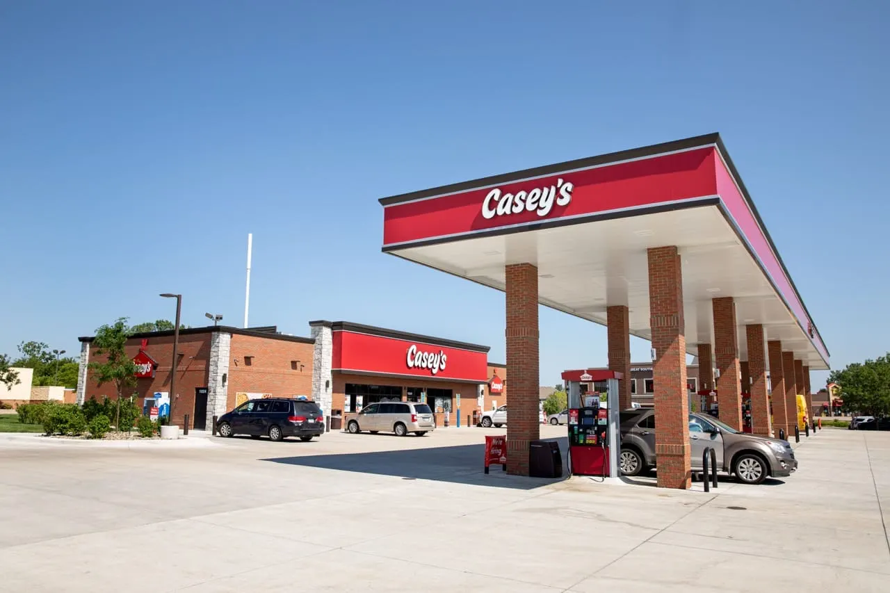 Casey’s targets 400 new stores in three-year strategic plan