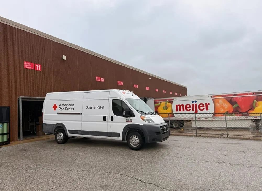 Meijer aids Midwest storm recovery efforts