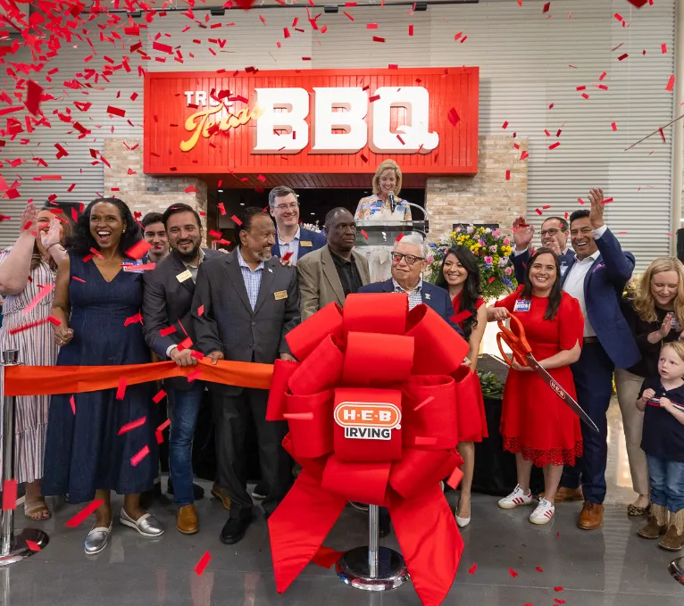 H-E-B opens first Dallas County store in Irving