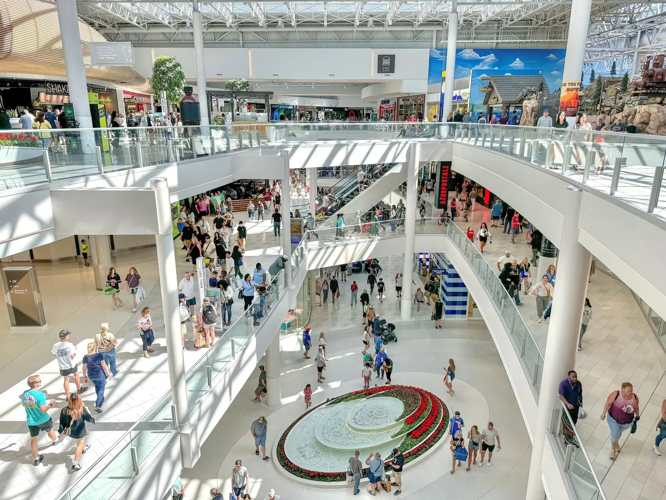 Experiences are reshaping back-to-school shopping, new Mall of America survey reports