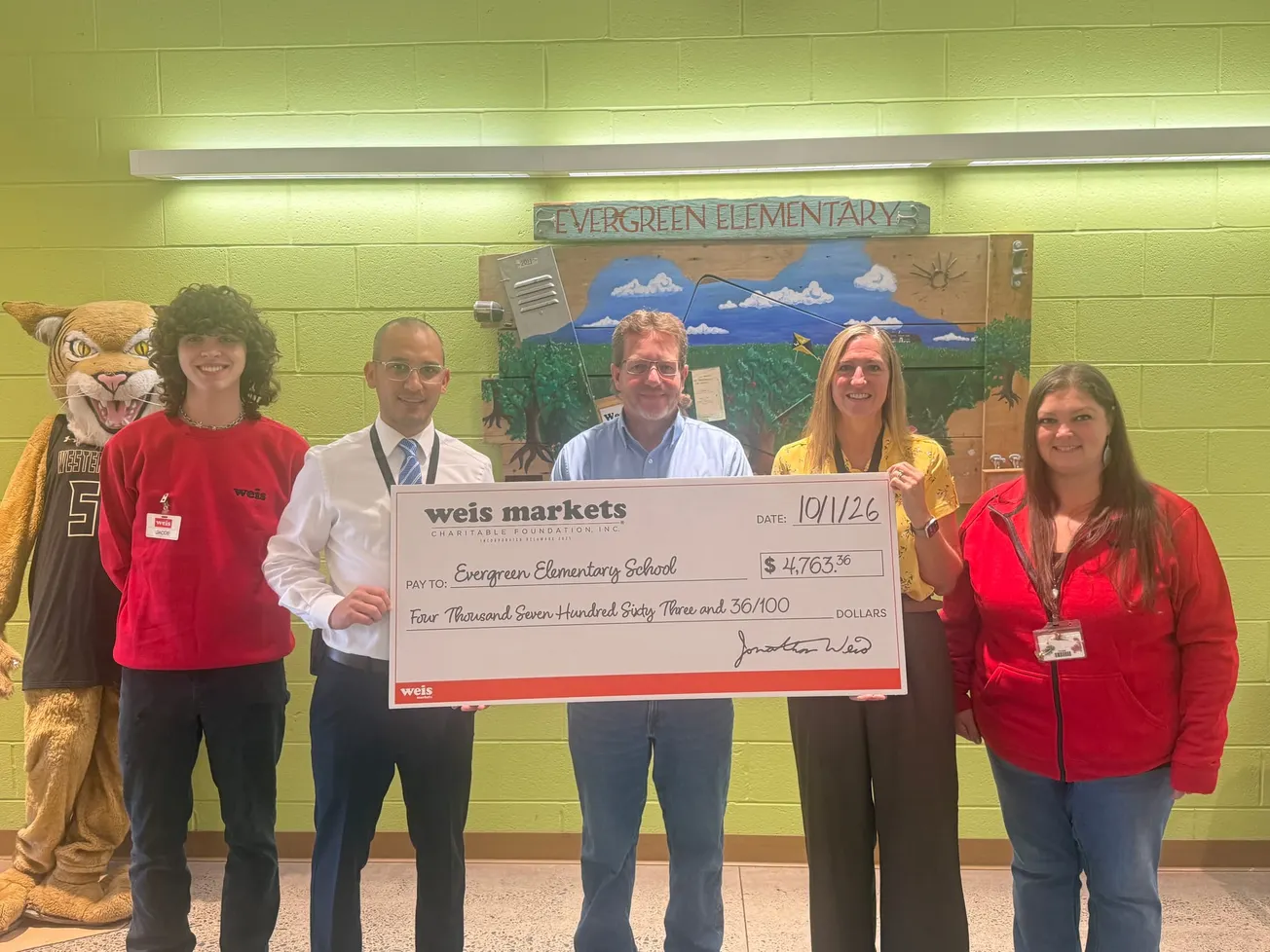 Weis 4 School Program generates $525,000 for local Schools