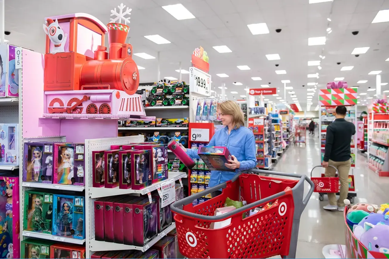 Holiday shoppers focus on deals as economic concerns shape spending