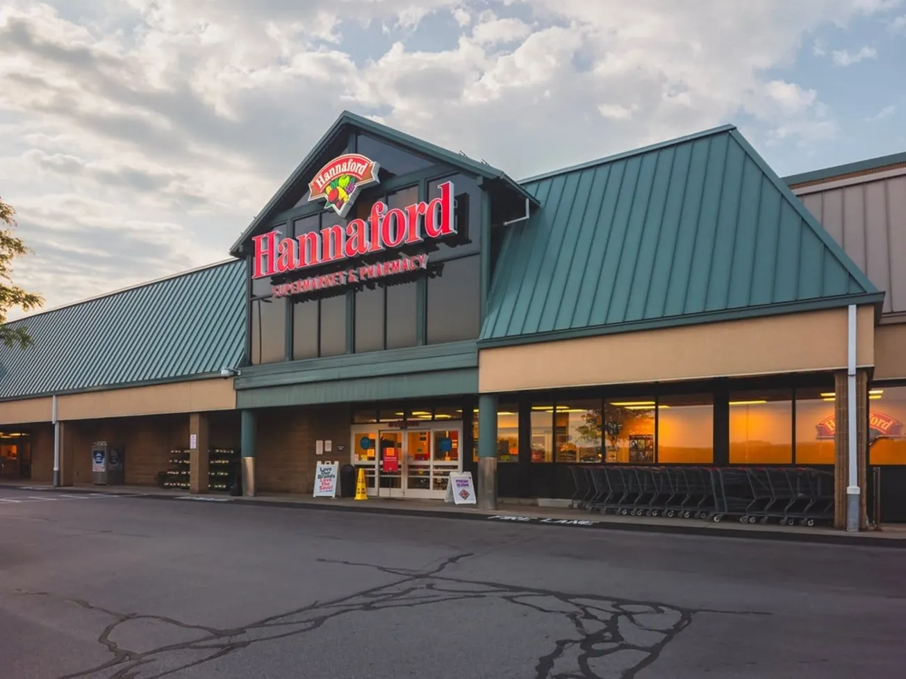Hannaford invests $850,000 to expand college food access