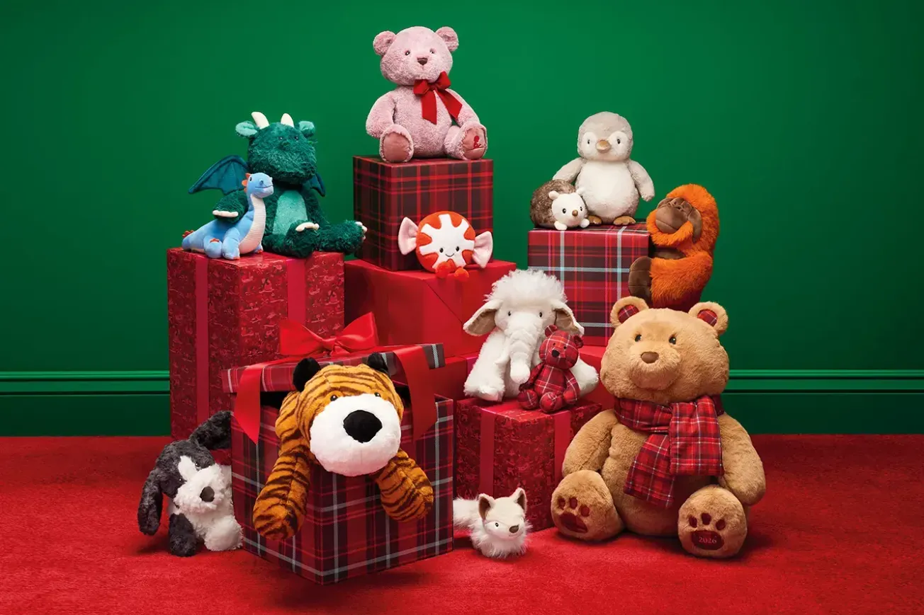 Target pairs exclusive toys with expanded digital holiday catalog