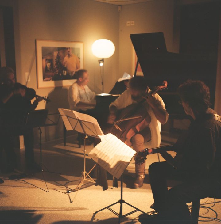 Happy holidays from Swiss Global Dining! 🥳