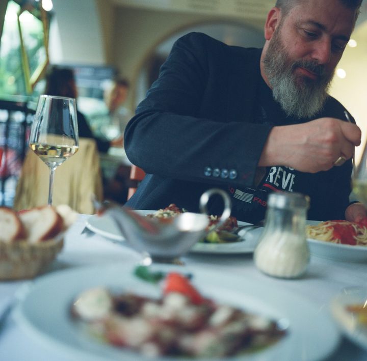 Where to eat SPAIN 🇪🇸 Bern: Café du Commerce