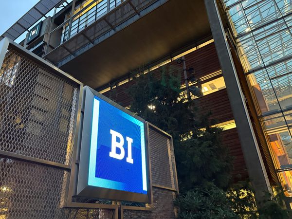 BI Norwegian Business School extends collaboration with Metrics to strengthen BI Startup and The Village