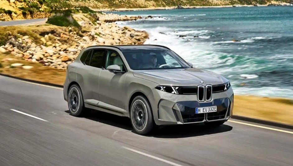 "미국에서 직접 만든다" BMW iX5가 품은 원통형 배터리와 관세 극복의 기술학