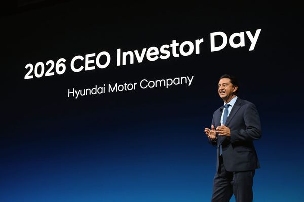 북미는 하이브리드 유럽은 EV, 현대차 권역별 이원화 통할까? 2026 CEO 인베스터 데이 분석