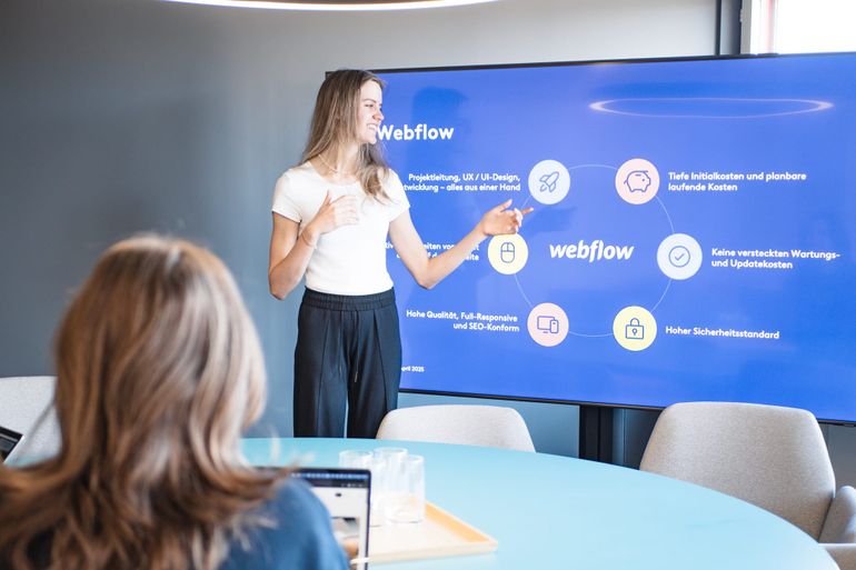 Inhalte in Echtzeit mit Webflow anpassen