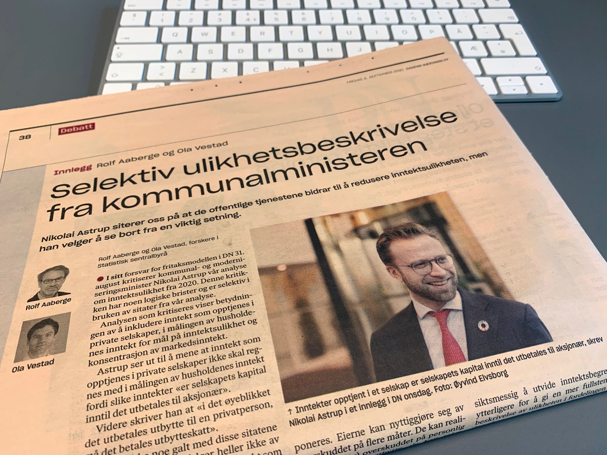 Fotografi av av Dagens Næringsliv med sak om fritaksmetoden (3.9.2021).