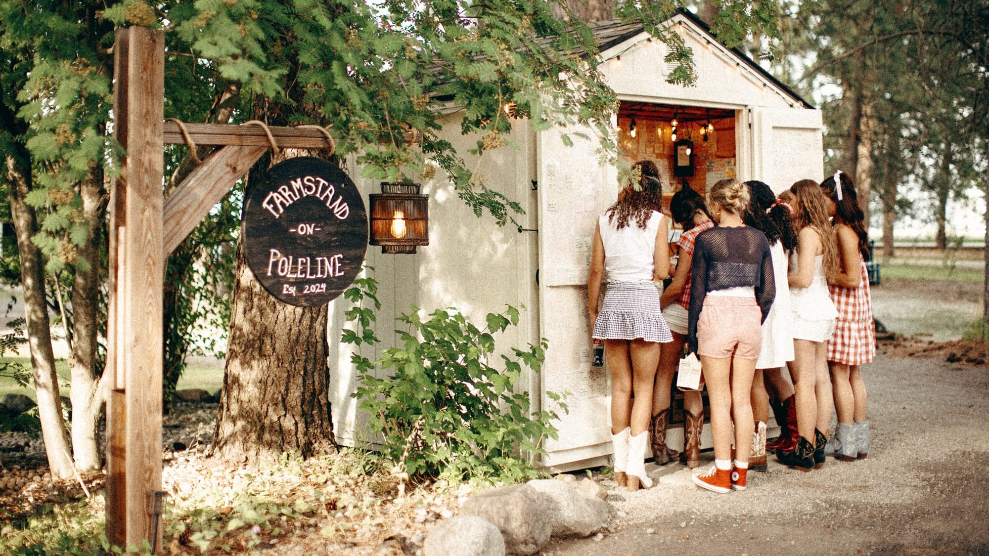 Farmstand on Poleline