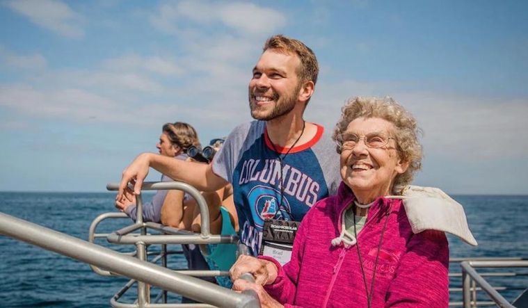 “I Never Think About How Old I Am, I Just Do It”: 92-Year-Old Grandmother Embarks on Journey to Visit 63 National Parks with Her Grandson After Telling Him She Had Never Seen a Mountain