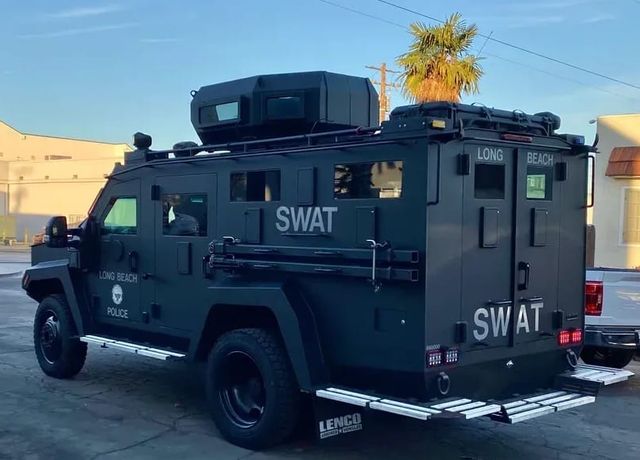 Stabbing suspect arrested after SWAT standoff