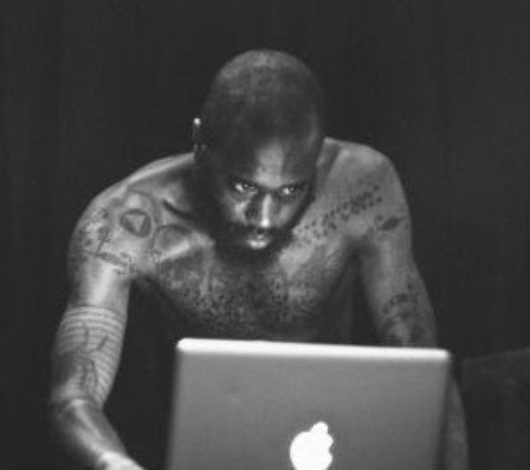 Plantas de industria, el algoritmo de Spotify y la ilusión de la elección