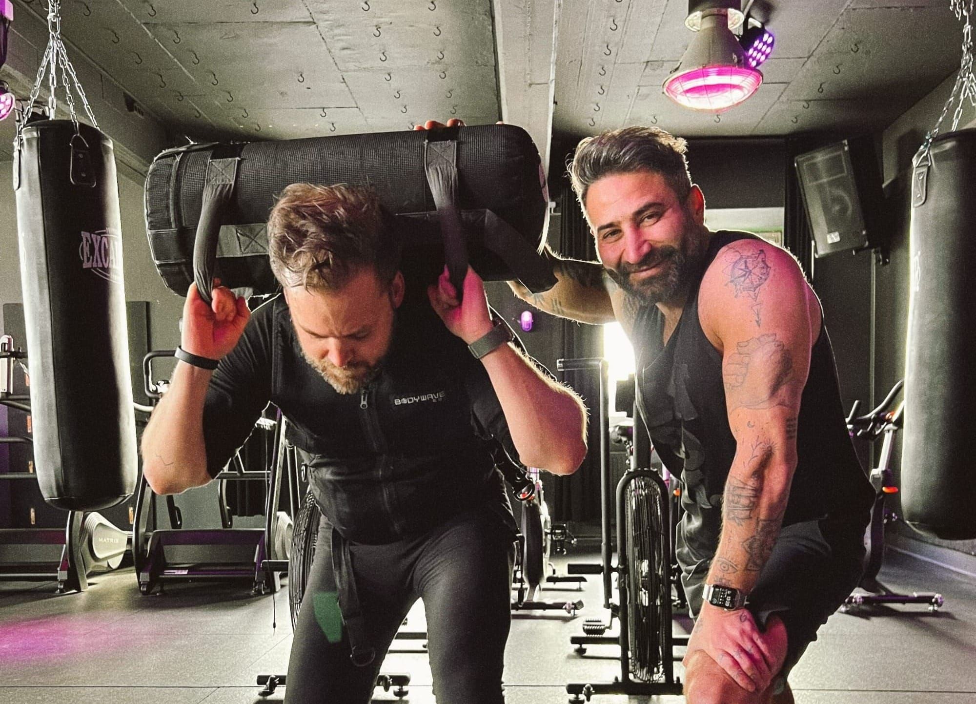 EMS + CrossFit: Wie viel Training passt in 25 Minuten?