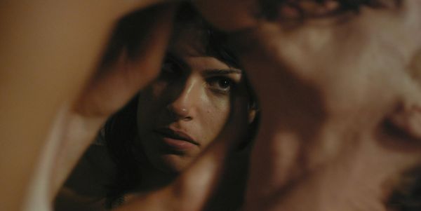 Review: Appropriate Behavior (2014)