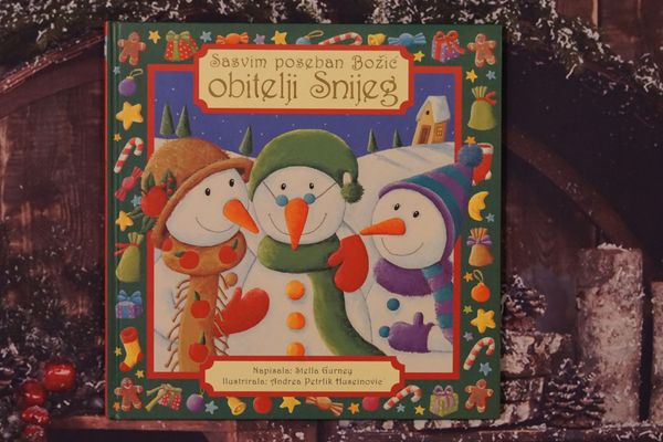 Stella Gurney: Sasvim poseban Božić obitelji Snijeg