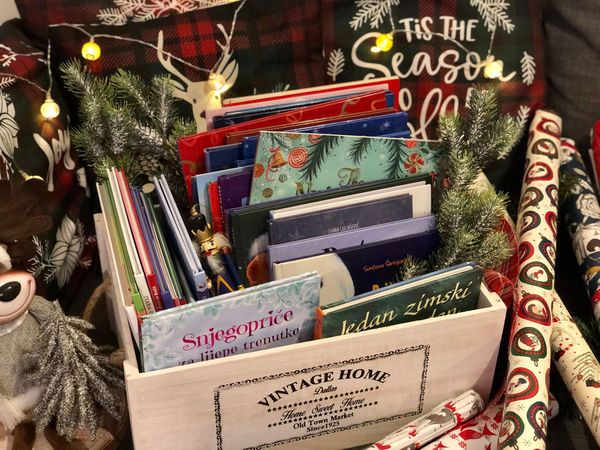 Slikovnicama kroz advent