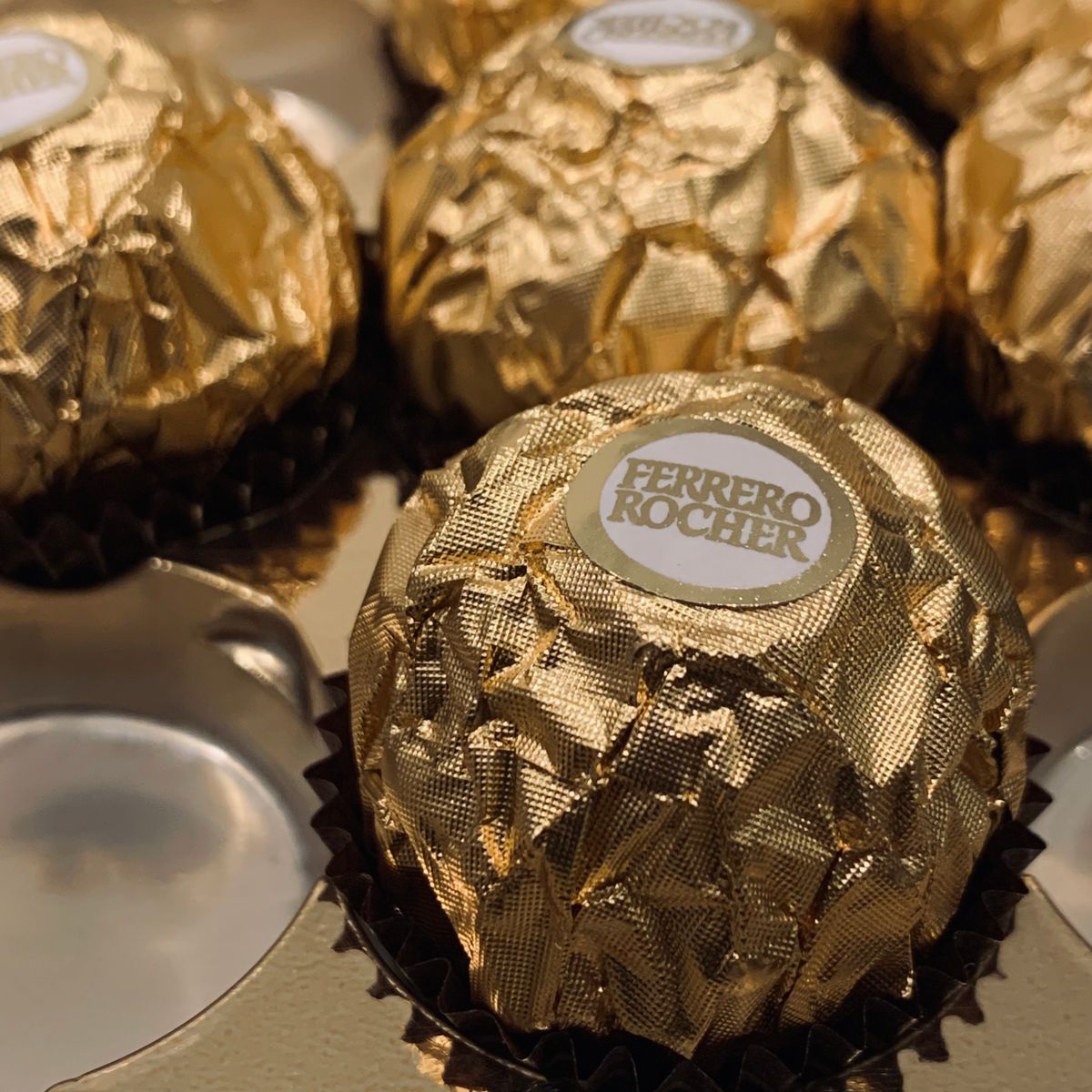 No. 38 - Il me reste des Ferrero Rocher