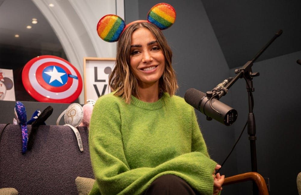 Frankie Bridge - March 2023 - Journey to the Magic podcast - Mark Collins  PR - ONE USE