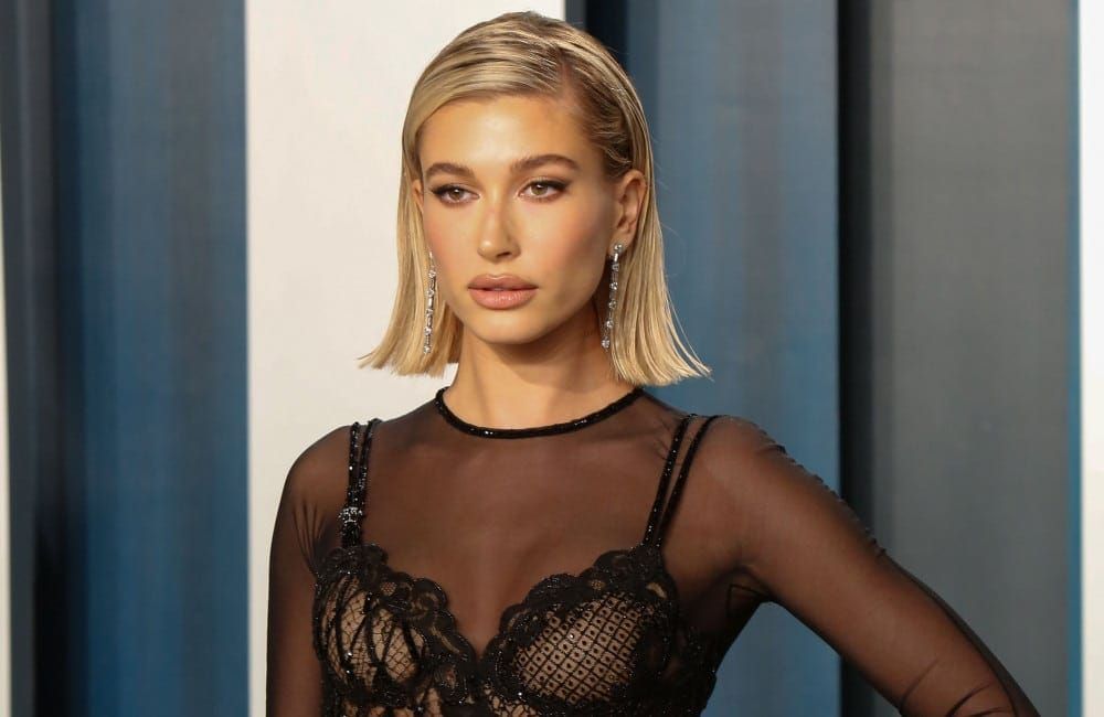 Hailey Bieber - 2020 - Vanity Fair Oscar Party - Photoshot