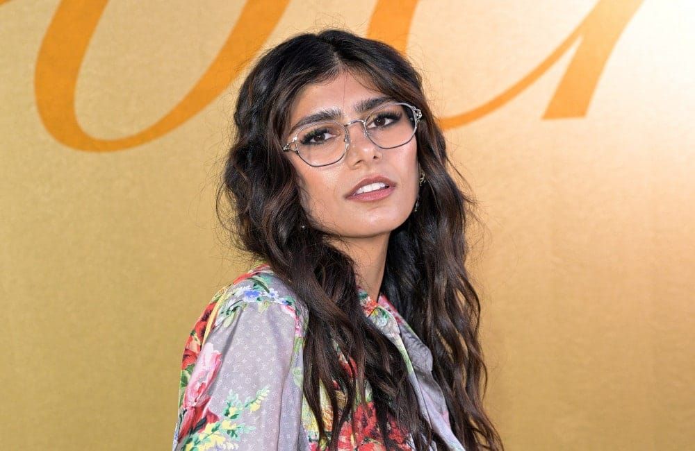 Mia Khalifa - Louis Vuitton  Photocall - Paris Fashion Week - Getty