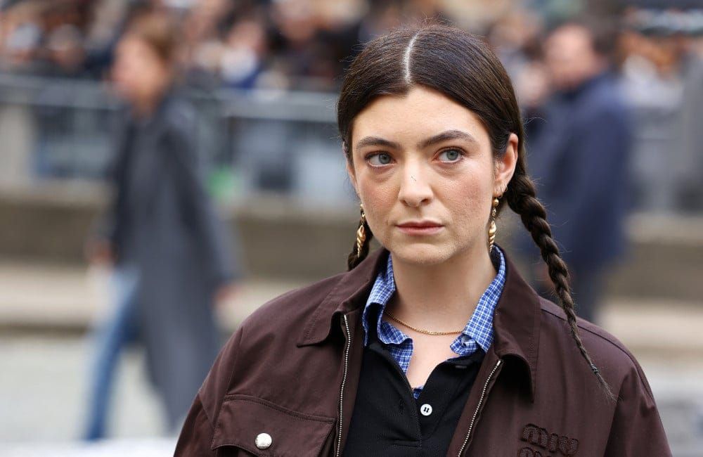Lorde - Paris Fashion Week - Womenswear Fall/Winter 2024-2025 - Getty