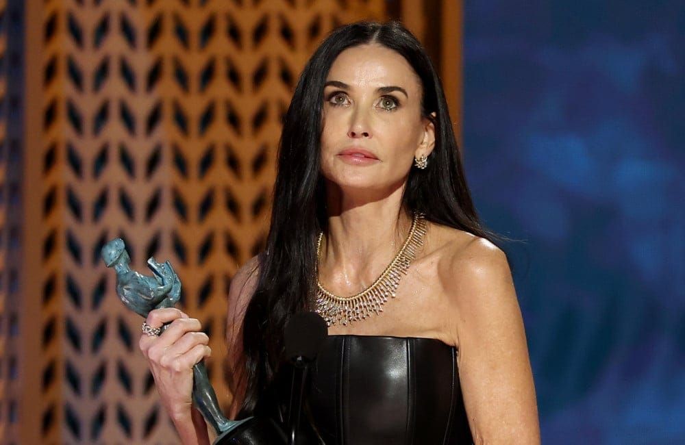 Screen Actors Guild Awards 2025 - Demi Moore -  Award - Getty