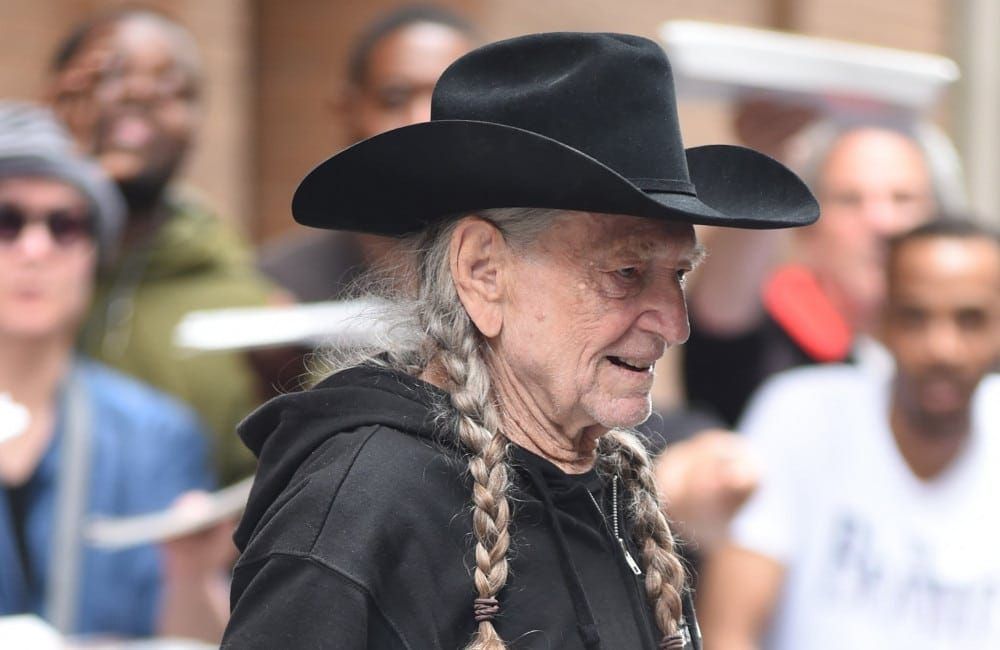Willie Nelson - The View studios 2019 - Famous