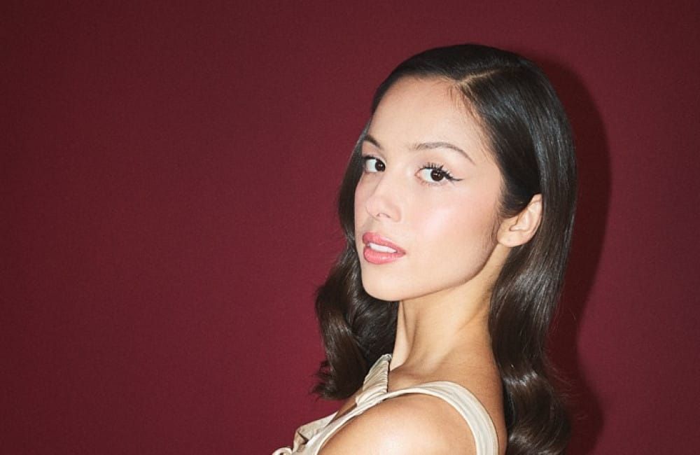 Olivia Rodrigo - Apple Music / The Zane Lowe Show
