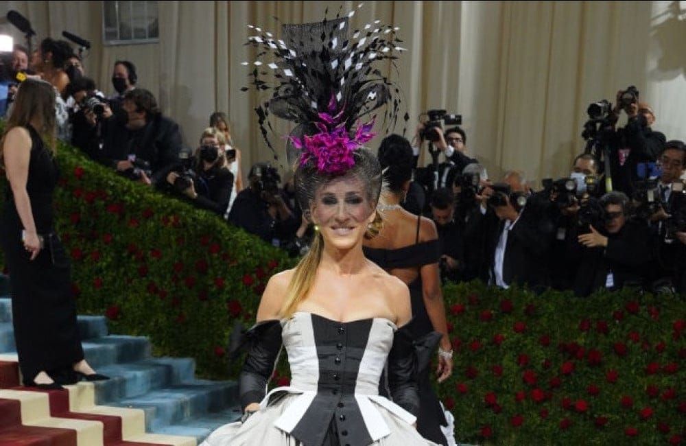 Sarah Jessica Parker attends the 2022 Met Gala - Getty