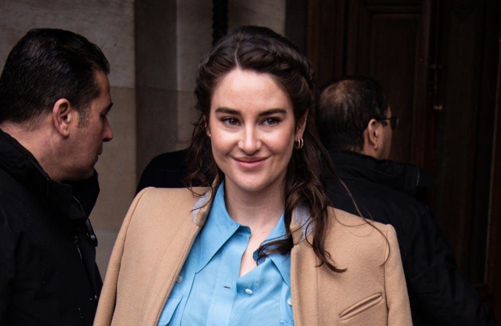 Shailene Woodley - fashion show March 2020 - Avalon Red