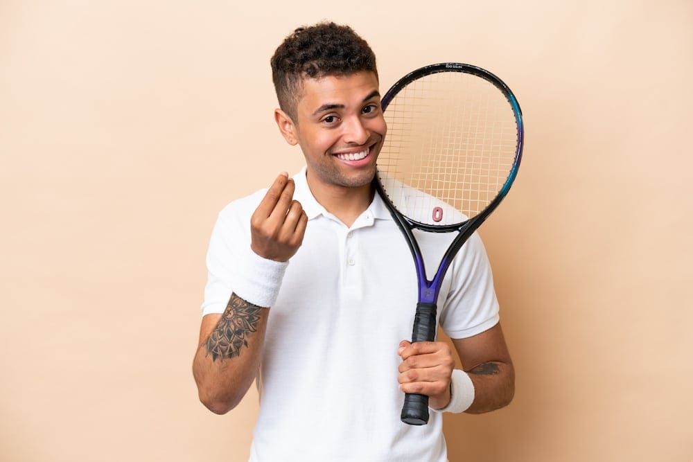Nicht jeder Tennisprofi kann mit Geld umgehen. Foto: Adobe / luismolinero