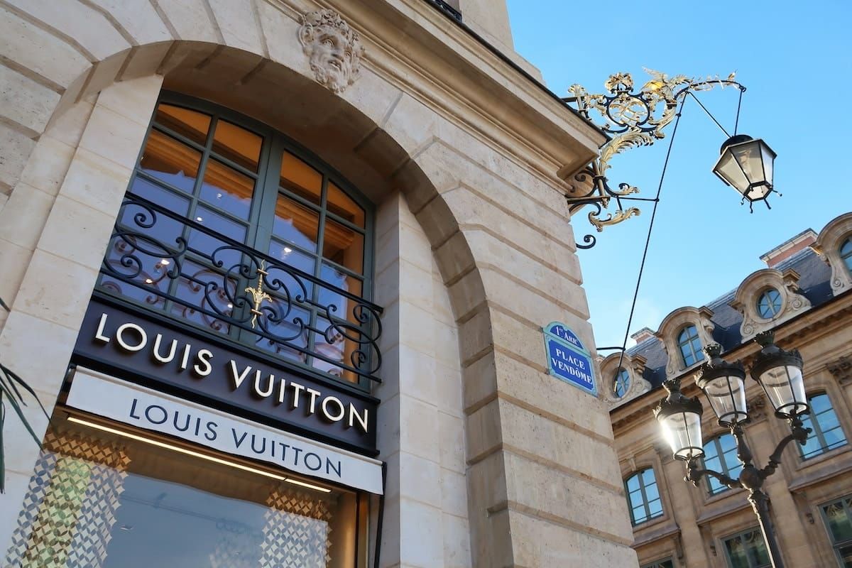 Virgil Abloh bei Louis Vuitton. Foto: Adobe / Florence Piot