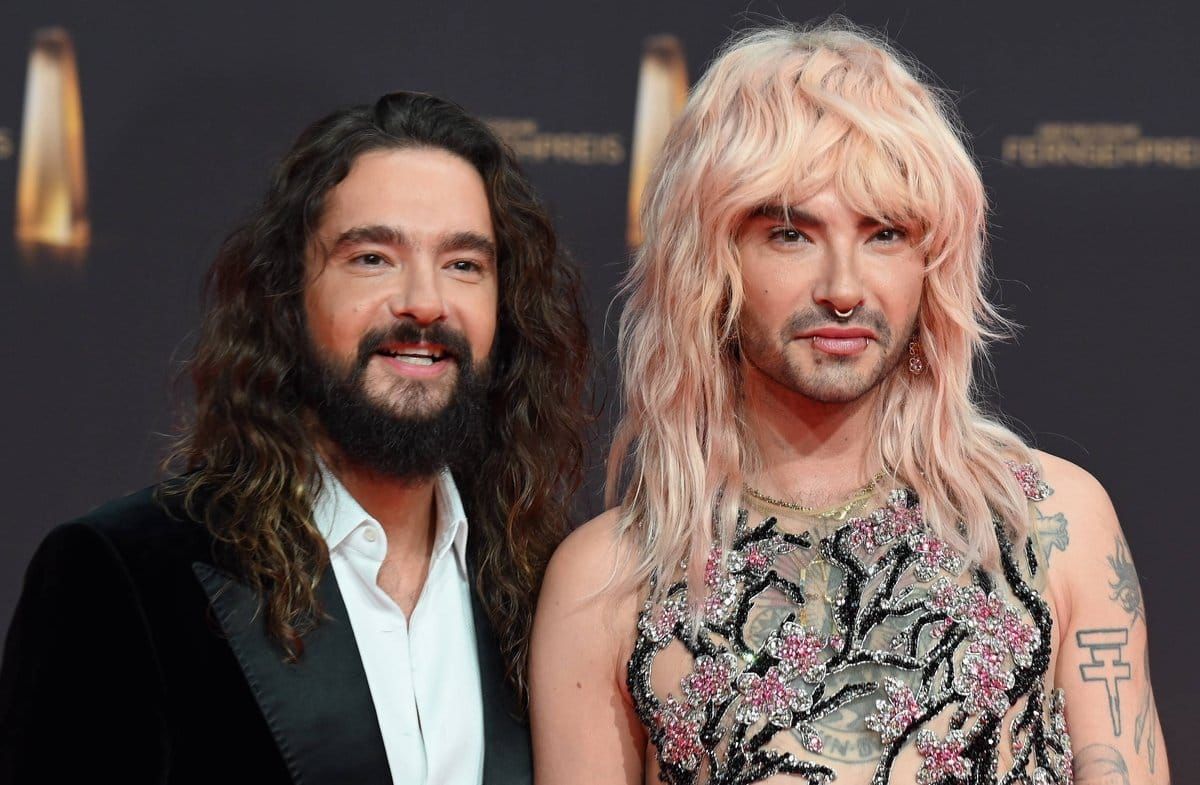 Bill und Tom Kaulitz erinnern sich bei "Aspekte" an Hass und Gewalt in ihrer alten Heimat.
