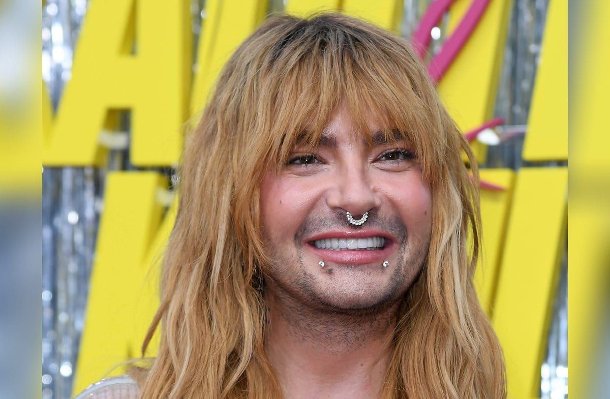 Bill Kaulitz hat genug entgiftet und kann wieder feiern.