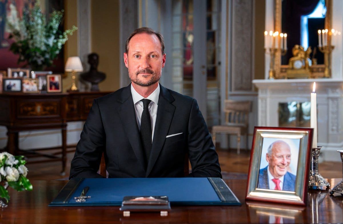 König Haakon VIII. hat seine erste Rede an die Nation gehalten.