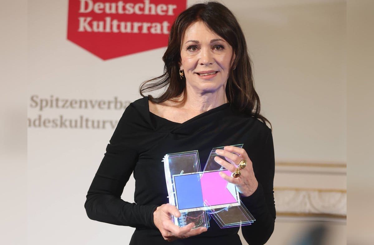 Iris Berben bei der Verleihung des Deutschen Kulturpolitikpreises 2026 in der Staatsbibliothek zu Berlin.