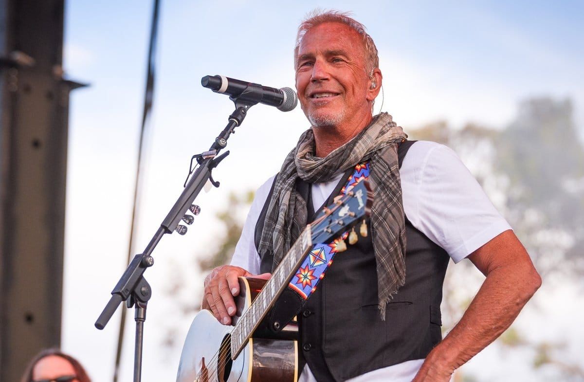Kevin Costner stand am vergangenen Wochenende selbst auf der Bühne.