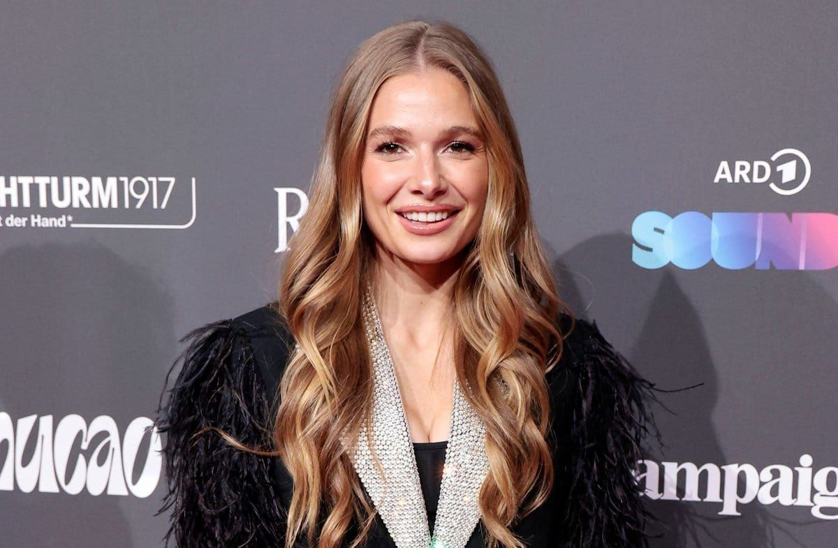 Lola Weippert möchte trotz der schwierigen ersten Wochen auf ihrem Hof an zwei Wohnsitzen festhalten.