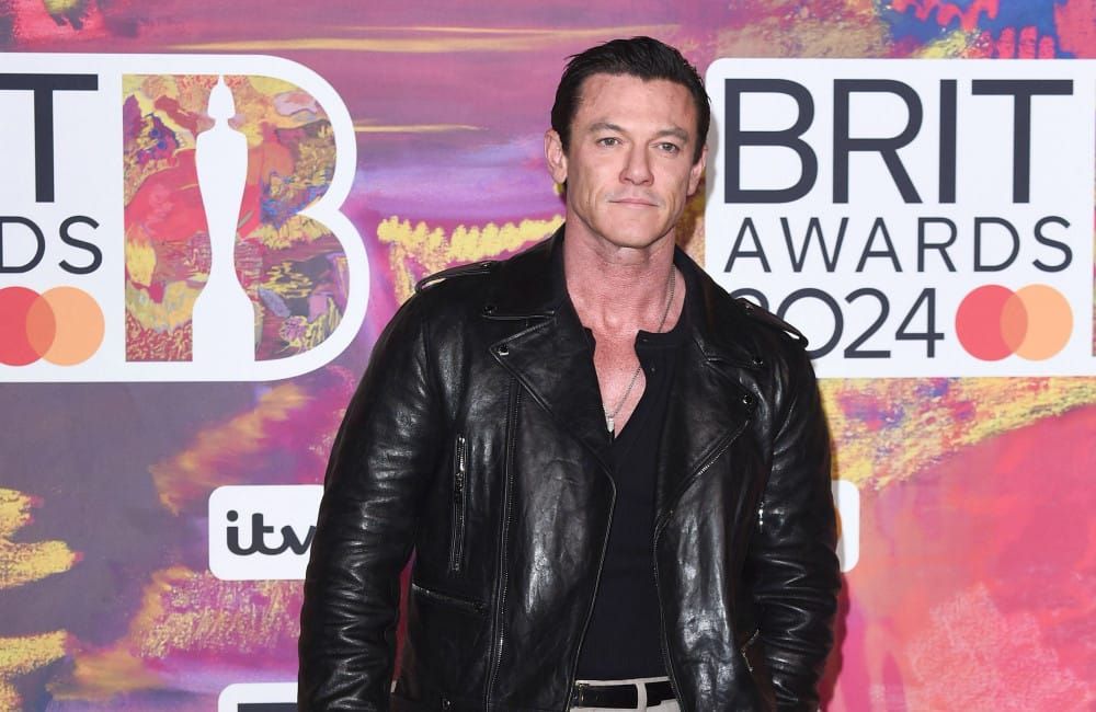 Luke Evans: Tim Curry hatte vor seinem Tod 'sehr zu kämpfen'