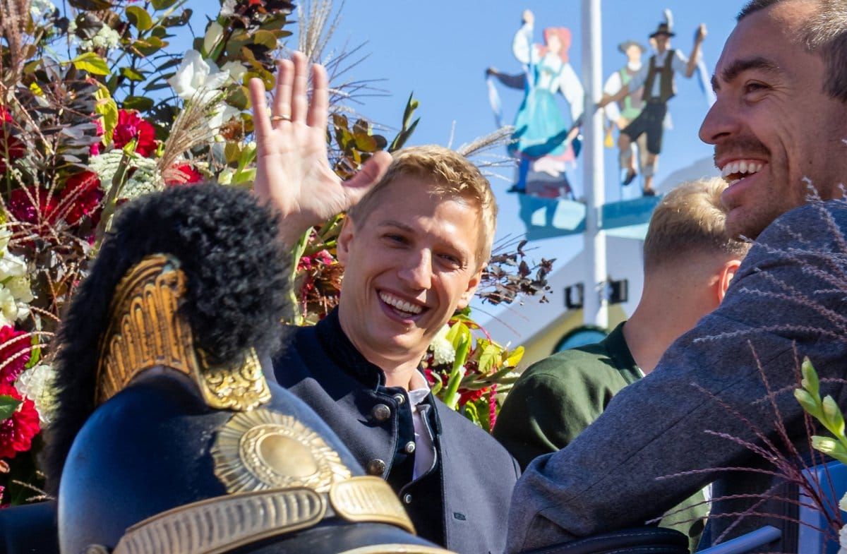 Unfreiwillige Wiesn-Pause für Dominik Krause.