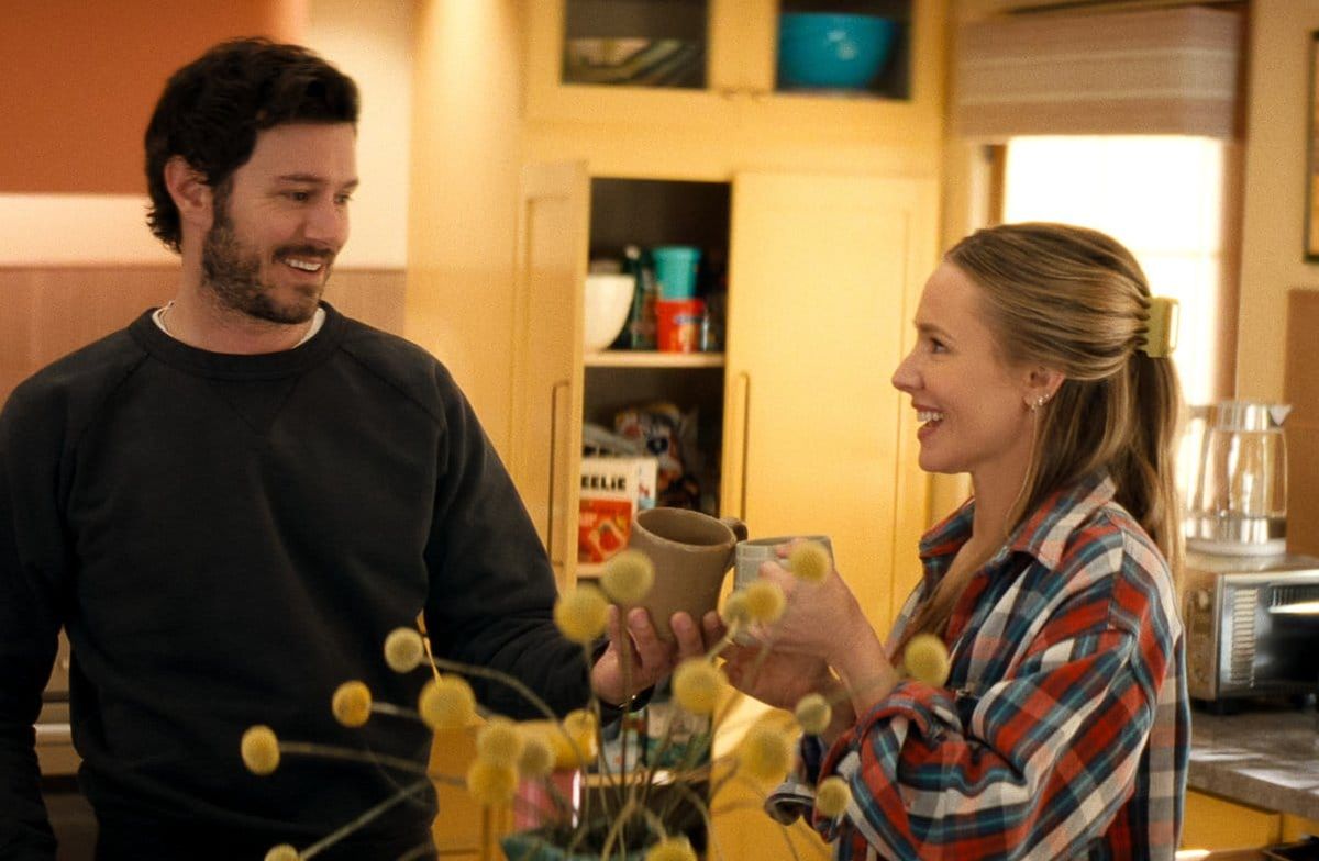 Adam Brody und Kristen Bell in "Nobody Wants This".