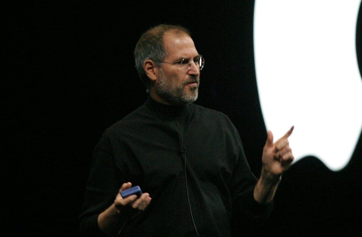 Steve Jobs, der Mann mit dem schwarzen Rollkragenpullover, ist vor 15 Jahren verstorben.