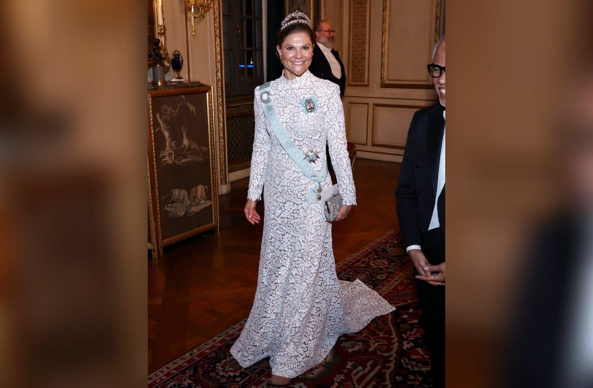 Victoria von Schweden strahlte in einem langen, weißen Kleid.