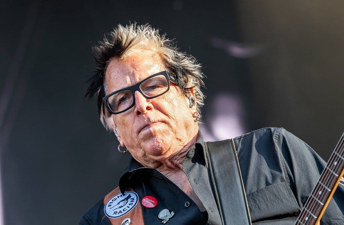 Kevin Wasserman spielt seit 1985 Gitarre bei The Offspring.