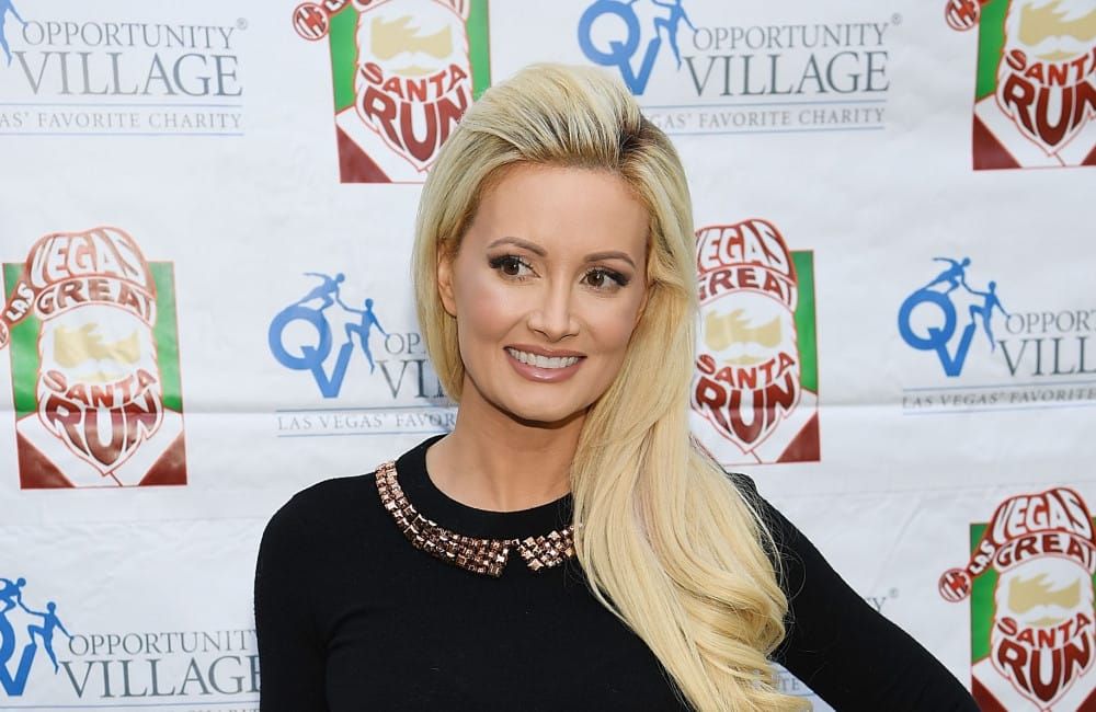 Holly Madison unterstützt umstrittenen Hugh-Hefner-Film 'Playmates'