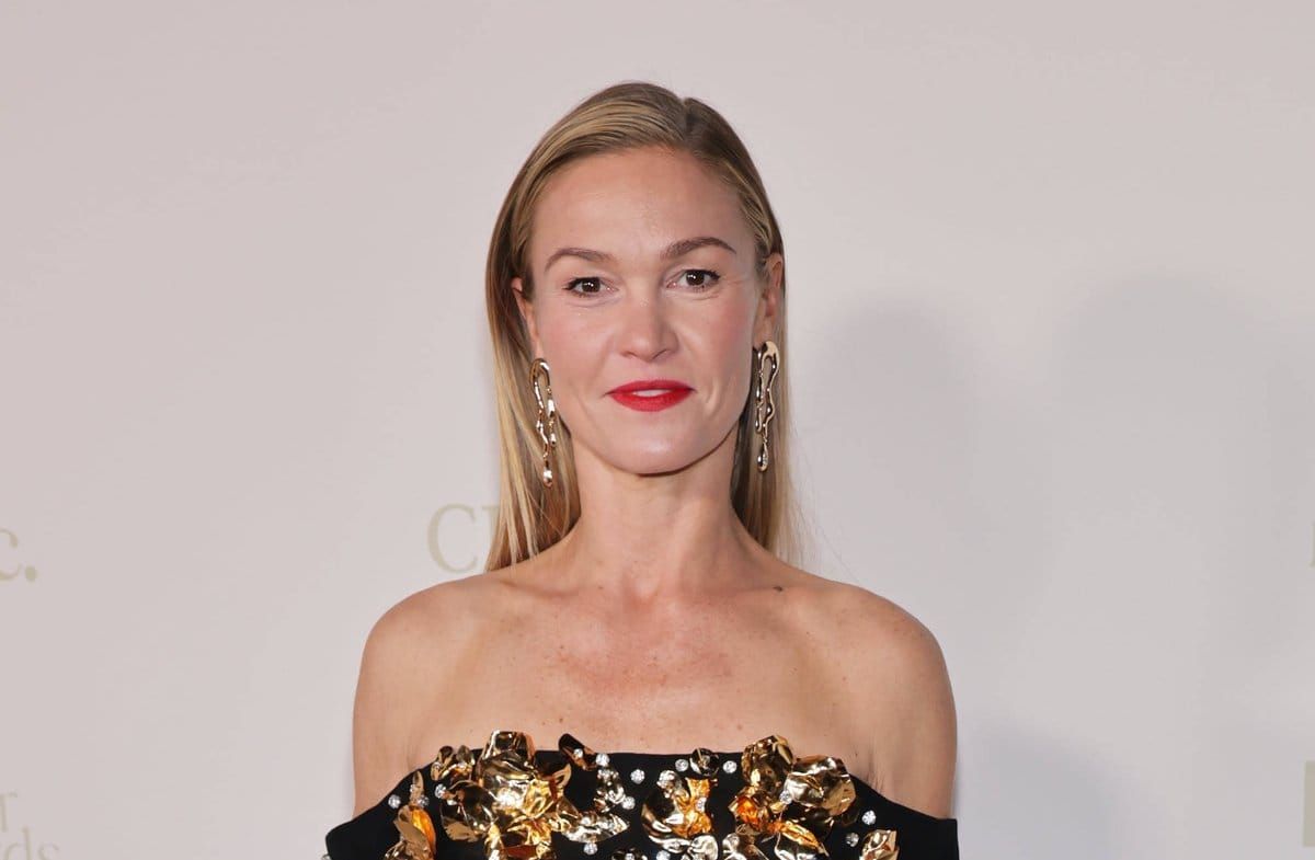 Julia Stiles hat das Publikum und die Jury von "Dancing with the Stars" mit einer Hommage an Heath Ledger berührt.