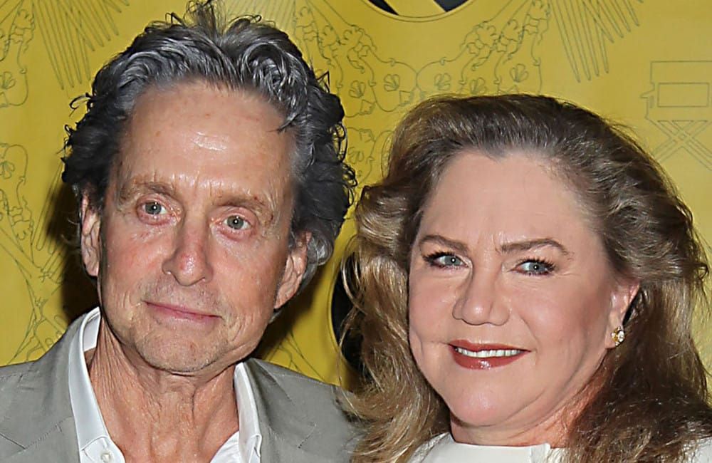 Kathleen Turner reagiert auf Michael Douglas' Enthüllung ihrer geheimen Liebesaffäre